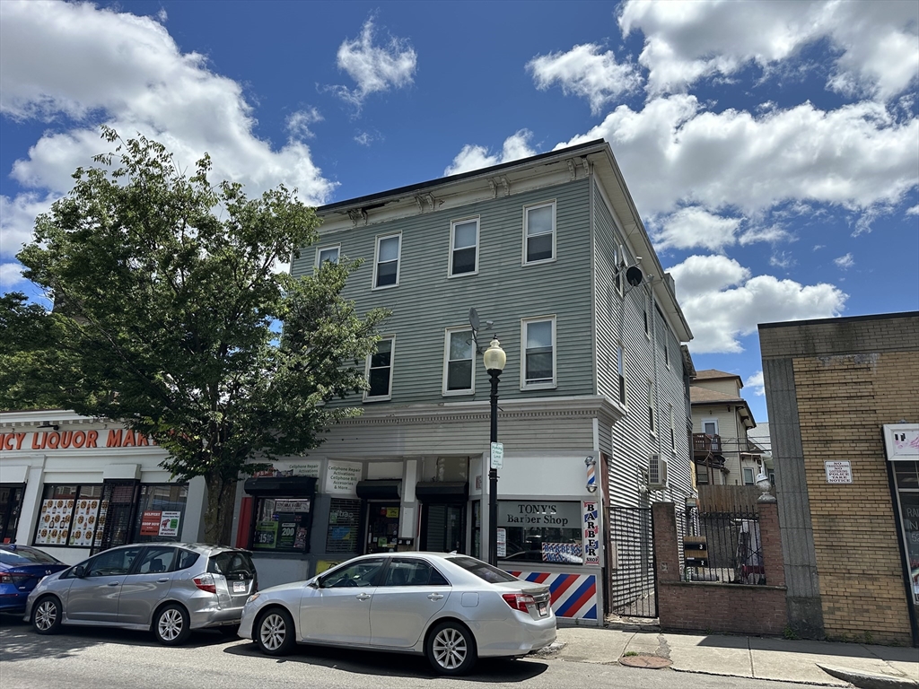 3106-3110 Washington St, Boston, Massachusetts, 8 Bedrooms Bedrooms, 16 Rooms Rooms,3 BathroomsBathrooms,Residential Income,For Sale,Washington St,73496037