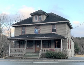 62 Main Street, Upton, Massachusetts, 1 Bedroom Bedrooms, 4 Rooms Rooms,1 BathroomBathrooms,Residential Lease,For Rent,Main Street,73496054