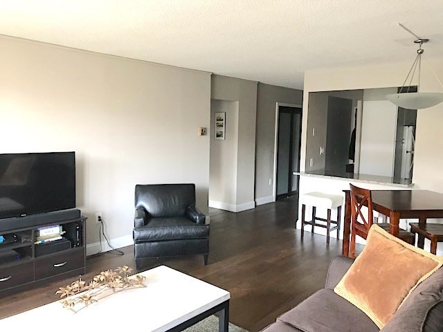 60 Longwood, Brookline, Massachusetts, 1 Bedroom Bedrooms, 2 Rooms Rooms,1 BathroomBathrooms,Residential Lease,For Rent,Longwood,73496055