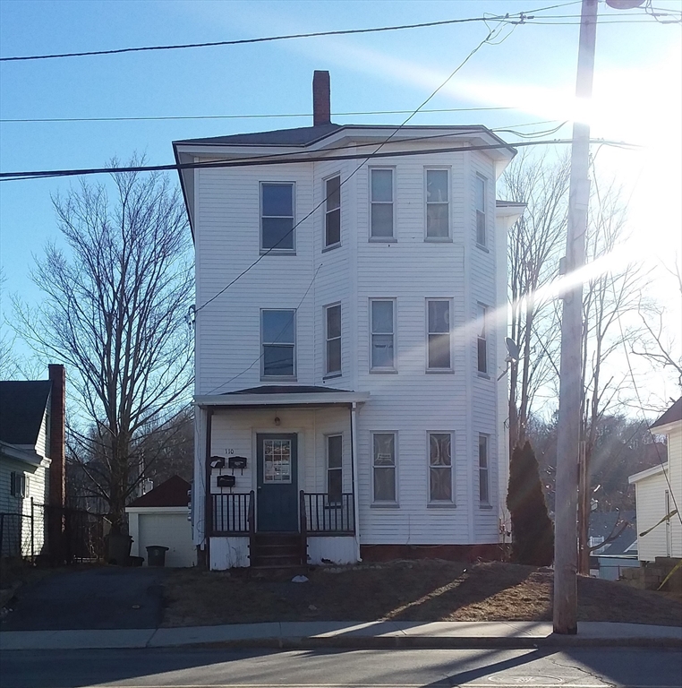 110 Pleasant Street, Gardner, Massachusetts, 2 Bedrooms Bedrooms, 5 Rooms Rooms,1 BathroomBathrooms,Residential Lease,For Rent,Pleasant Street,73496126