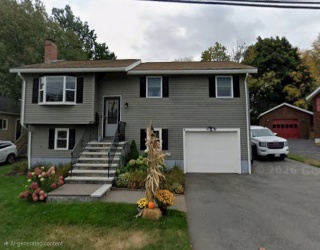 7 Circle Hill Rd, Salem, Massachusetts, 3 Bedrooms Bedrooms, 7 Rooms Rooms,2 BathroomsBathrooms,Residential Lease,For Rent,Circle Hill Rd,73496099