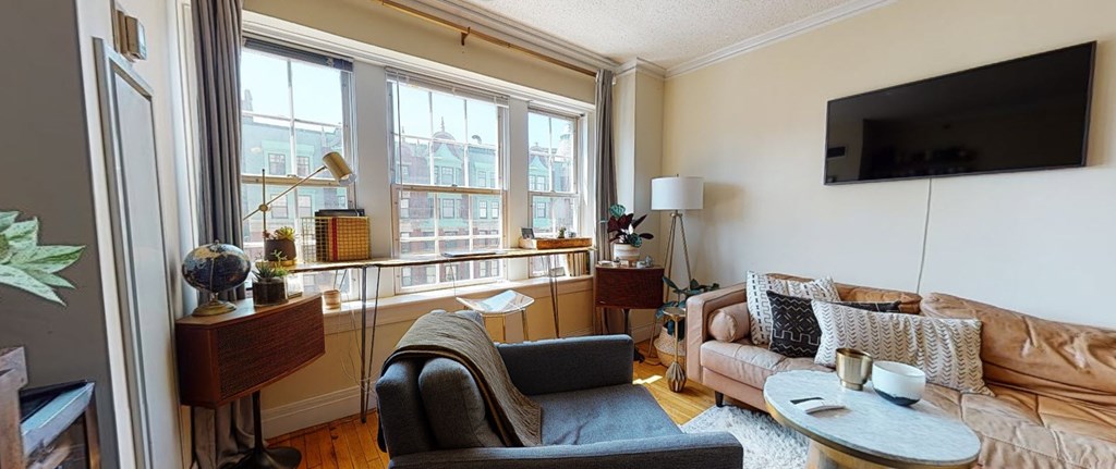 534 Beacon Street, Boston, Massachusetts, 1 Bedroom Bedrooms, 3 Rooms Rooms,1 BathroomBathrooms,Residential Lease,For Rent,Beacon Street,73481750
