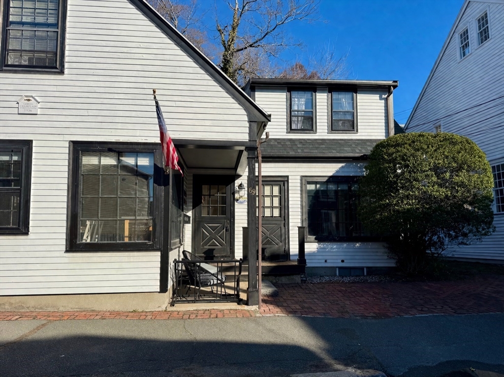 69 Washington St, Marblehead, Massachusetts, ,Commercial Lease,For Rent,Washington St,73496223