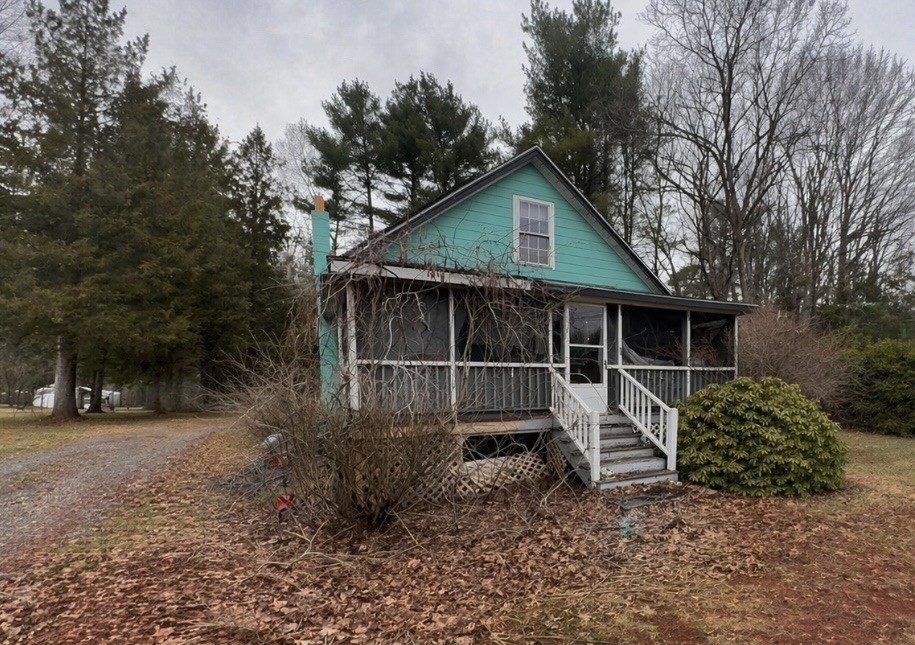 151 Dedham St, Wrentham, Massachusetts, 2 Bedrooms Bedrooms, 5 Rooms Rooms,1 BathroomBathrooms,Residential,For Sale,Dedham St,73496299