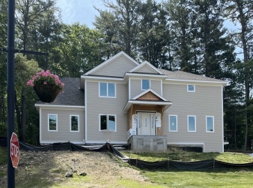 49 Country Club Way, Ipswich, Massachusetts, 4 Bedrooms Bedrooms, 8 Rooms Rooms,3.5 BathroomsBathrooms,Residential,For Sale,Country Club Way,73496342