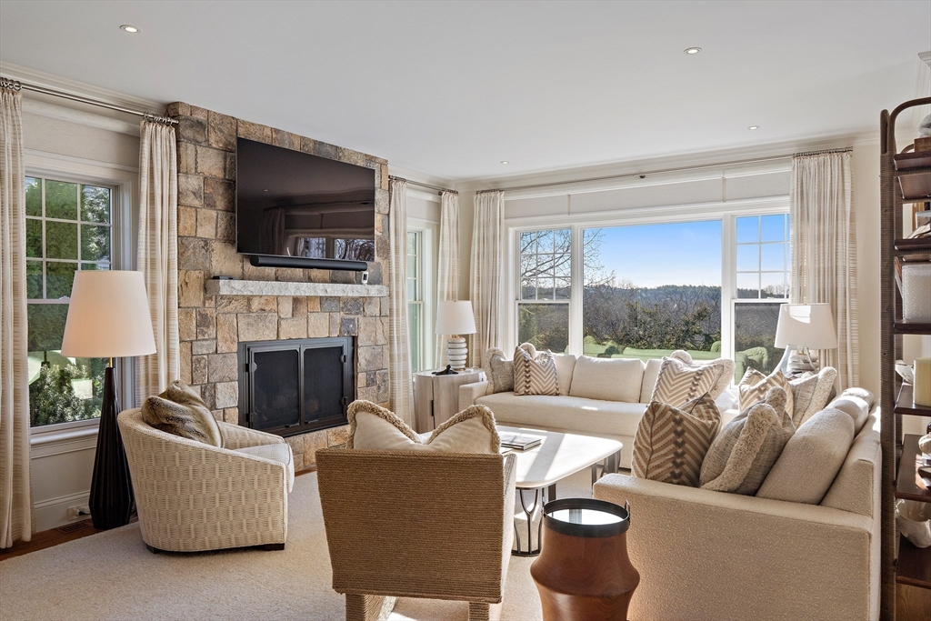 56 Crescent Rd, Needham, Massachusetts, 4 Bedrooms Bedrooms, 17 Rooms Rooms,3.5 BathroomsBathrooms,Residential,For Sale,Crescent Rd,73496375