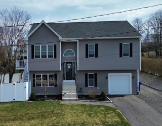 100 Bailey St, Fall River, Massachusetts, 4 Bedrooms Bedrooms, 6 Rooms Rooms,3 BathroomsBathrooms,Residential,For Sale,Bailey St,73496374
