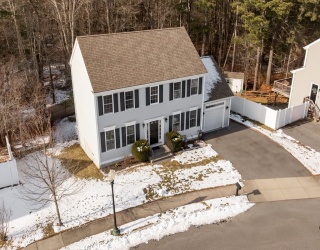 181 Tarkiln Pl, New Bedford, Massachusetts, 3 Bedrooms Bedrooms, 7 Rooms Rooms,2.5 BathroomsBathrooms,Residential,For Sale,Tarkiln Pl,73496283