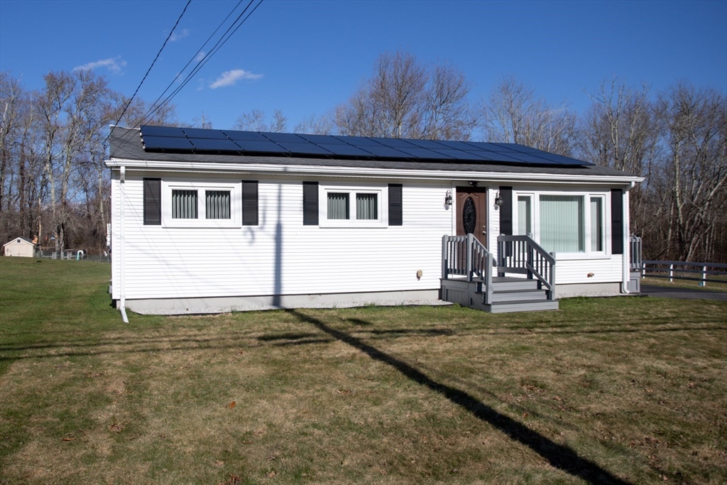 350 Gifford Road, Westport, Massachusetts, 3 Bedrooms Bedrooms, 5 Rooms Rooms,2 BathroomsBathrooms,Residential,For Sale,Gifford Road,73496401