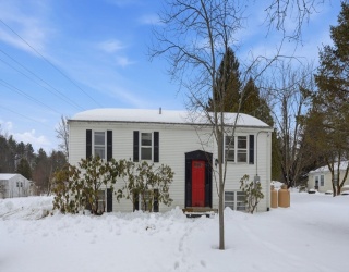 105 Pomeroy Lane, Amherst, Massachusetts, 3 Bedrooms Bedrooms, 6 Rooms Rooms,2 BathroomsBathrooms,Residential,For Sale,Pomeroy Lane,73484048