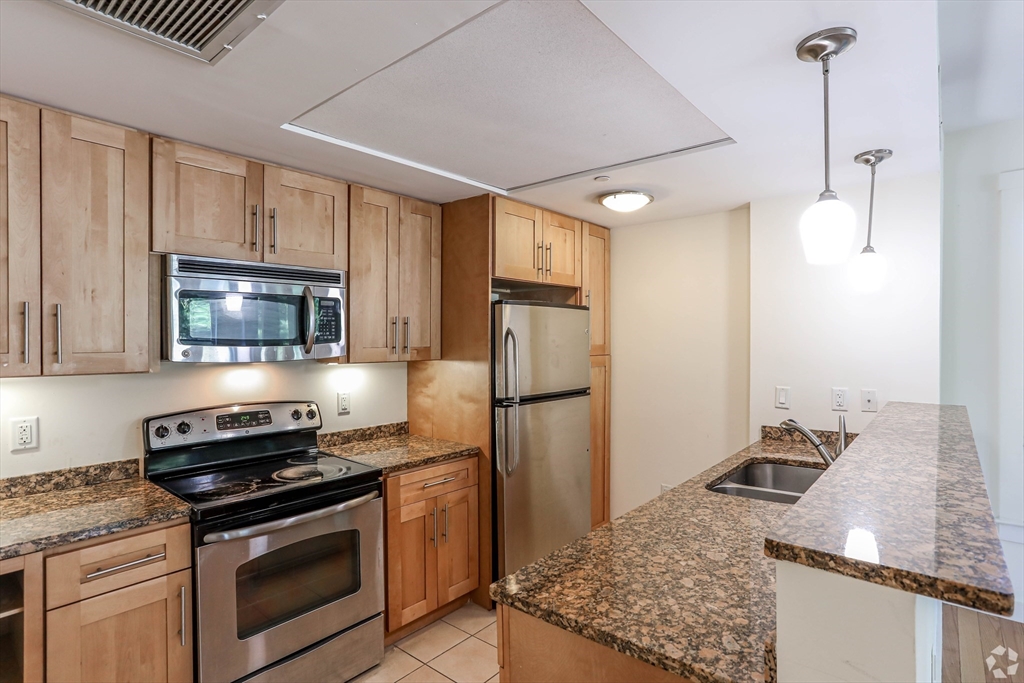 87 New, Cambridge, Massachusetts, 1 Bedroom Bedrooms, 2 Rooms Rooms,1 BathroomBathrooms,Residential Lease,For Rent,New,73496412