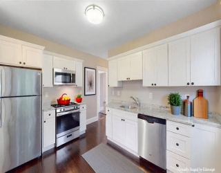 6 Ashmont Ct, Boston, Massachusetts, 4 Bedrooms Bedrooms, 6 Rooms Rooms,1 BathroomBathrooms,Residential Lease,For Rent,Ashmont Ct,73496444