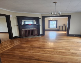 10 Warner Street, Salem, Massachusetts, 2 Bedrooms Bedrooms, 5 Rooms Rooms,1 BathroomBathrooms,Residential Lease,For Rent,Warner Street,73496413