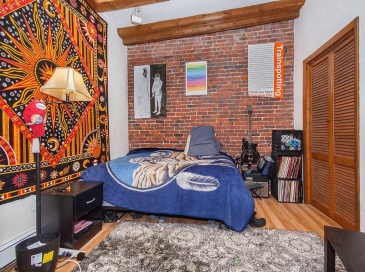 29 Saint Mary's Court, Brookline, Massachusetts, 5 Bedrooms Bedrooms, 7 Rooms Rooms,2 BathroomsBathrooms,Residential Lease,For Rent,Saint Mary's Court,73496508