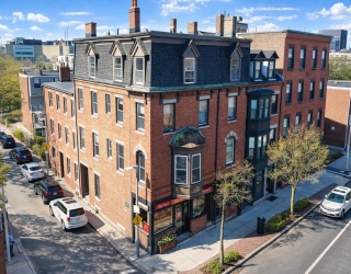 250-252 Main Street, Boston, Massachusetts, 11 Bedrooms Bedrooms, 25 Rooms Rooms,11.5 BathroomsBathrooms,Residential Income,For Sale,Main Street,73496708