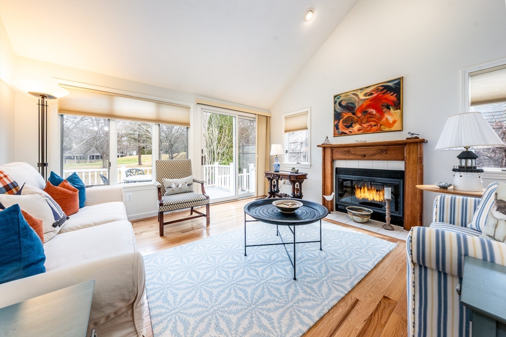 8 Forest Gate Village, Yarmouth, Massachusetts, 2 Bedrooms Bedrooms, 7 Rooms Rooms,3 BathroomsBathrooms,Residential,For Sale,Forest Gate Village,73496573