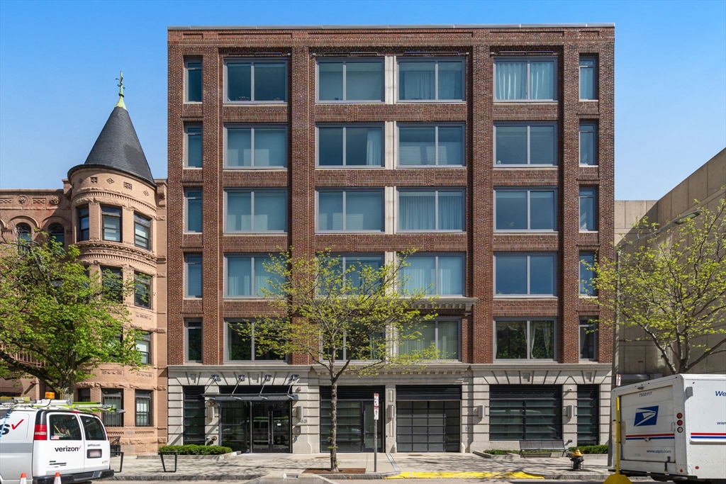 43 Westland Ave, Boston, Massachusetts, 2 Bedrooms Bedrooms, 4 Rooms Rooms,2 BathroomsBathrooms,Residential,For Sale,Westland Ave,73496584