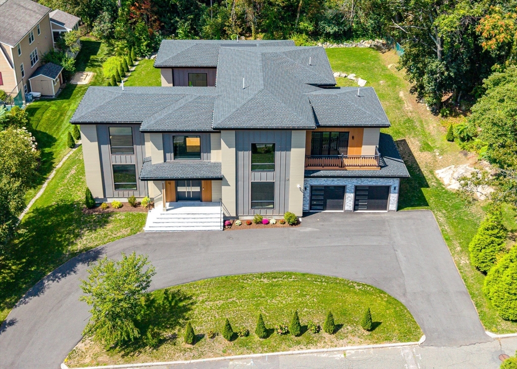20 Amberwood Dr, Winchester, Massachusetts, 6 Bedrooms Bedrooms, 16 Rooms Rooms,7 BathroomsBathrooms,Residential Lease,For Rent,Amberwood Dr,73496587