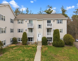 1619 Braley Rd, New Bedford, Massachusetts, 2 Bedrooms Bedrooms, 4 Rooms Rooms,1 BathroomBathrooms,Residential,For Sale,Braley Rd,73496602