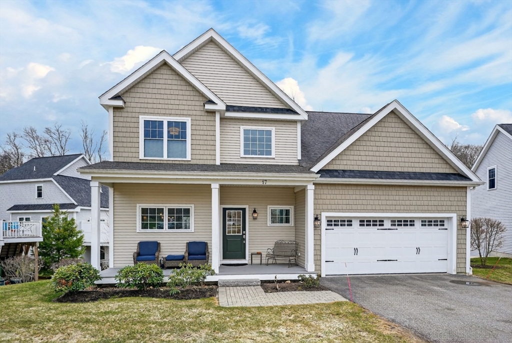 17 Stonebrook Ct, Southborough, Massachusetts, 2 Bedrooms Bedrooms, 7 Rooms Rooms,3.5 BathroomsBathrooms,Residential,For Sale,Stonebrook Ct,73496745