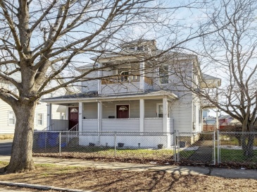 25-27 Santa Barbara St, Springfield, Massachusetts, 4 Bedrooms Bedrooms, 8 Rooms Rooms,2 BathroomsBathrooms,Residential Income,For Sale,Santa Barbara St,73496752