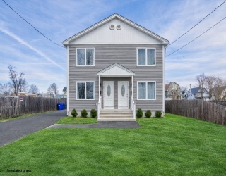 32-34 Clark St, Springfield, Massachusetts, 6 Bedrooms Bedrooms, 10 Rooms Rooms,3 BathroomsBathrooms,Residential Income,For Sale,Clark St,73496786