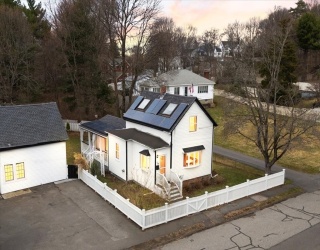 18 Sherman Pl, Woburn, Massachusetts, 3 Bedrooms Bedrooms, 6 Rooms Rooms,1.5 BathroomsBathrooms,Residential,For Sale,Sherman Pl,73496815