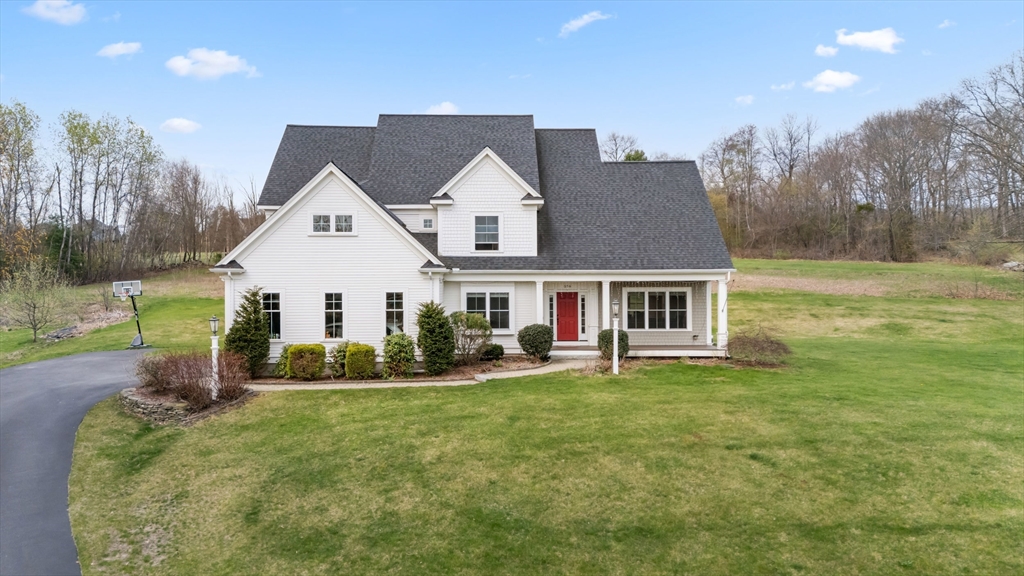 596 South St, Shrewsbury, Massachusetts, 4 Bedrooms Bedrooms, 10 Rooms Rooms,2.5 BathroomsBathrooms,Residential,For Sale,South St,73496839