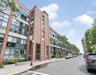 42 8th Street, Boston, Massachusetts, 1 Bedroom Bedrooms, 3 Rooms Rooms,1 BathroomBathrooms,Residential Lease,For Rent,8th Street,73490730