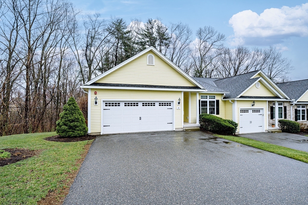 48 Beech Hill Road, West Springfield, Massachusetts, 2 Bedrooms Bedrooms, 5 Rooms Rooms,2 BathroomsBathrooms,Residential,For Sale,Beech Hill Road,73496885