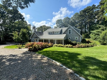 385 Barnes Road, Oak Bluffs, Massachusetts, 3 Bedrooms Bedrooms, 11 Rooms Rooms,5.5 BathroomsBathrooms,Residential,For Sale,Barnes Road,73496934