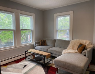 204 Banks, Cambridge, Massachusetts, 2 Bedrooms Bedrooms, 4 Rooms Rooms,1 BathroomBathrooms,Residential Lease,For Rent,Banks,73497030