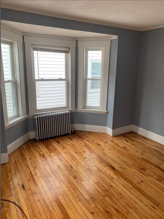 35 Upham Street, Salem, Massachusetts, 2 Bedrooms Bedrooms, 5 Rooms Rooms,1 BathroomBathrooms,Residential Lease,For Rent,Upham Street,73497152