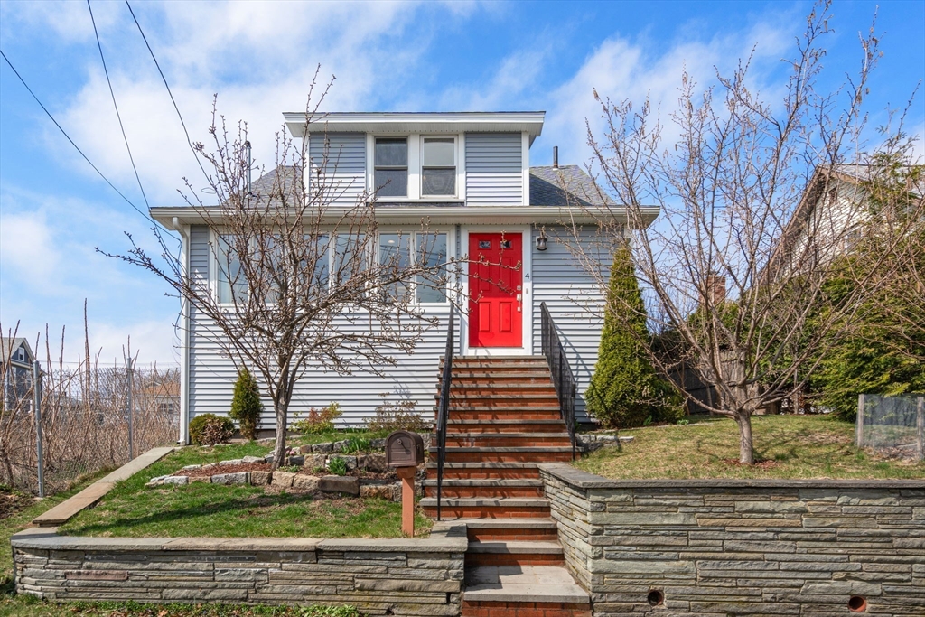 4 Edwin St, Quincy, Massachusetts, 3 Bedrooms Bedrooms, 6 Rooms Rooms,1.5 BathroomsBathrooms,Residential,For Sale,Edwin St,73497068