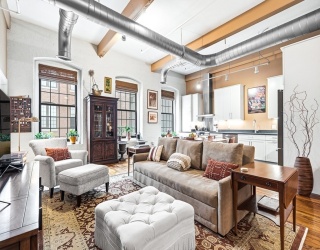 144 Moody Street, Waltham, Massachusetts, 1 Bedroom Bedrooms, 4 Rooms Rooms,1 BathroomBathrooms,Residential,For Sale,Moody Street,73497200