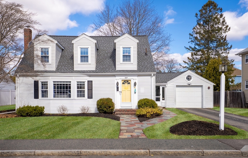 8 Florence Street, Milford, Massachusetts, 3 Bedrooms Bedrooms, 7 Rooms Rooms,1.5 BathroomsBathrooms,Residential,For Sale,Florence Street,73497261