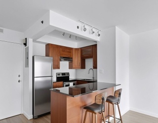 1025 Hancock, Quincy, Massachusetts, 1 Bedroom Bedrooms, 2 Rooms Rooms,1 BathroomBathrooms,Residential Lease,For Rent,Hancock,73497339