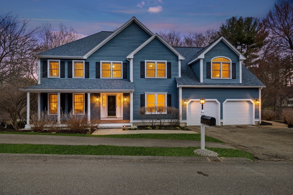 557 Acorn Park Dr, Acton, Massachusetts, 4 Bedrooms Bedrooms, 10 Rooms Rooms,2.5 BathroomsBathrooms,Residential,For Sale,Acorn Park Dr,73497259