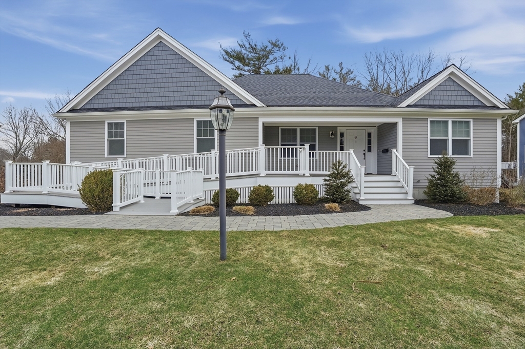 6 Woodrow Ln, West Bridgewater, Massachusetts, 3 Bedrooms Bedrooms, 7 Rooms Rooms,2 BathroomsBathrooms,Residential,For Sale,Woodrow Ln,73497487