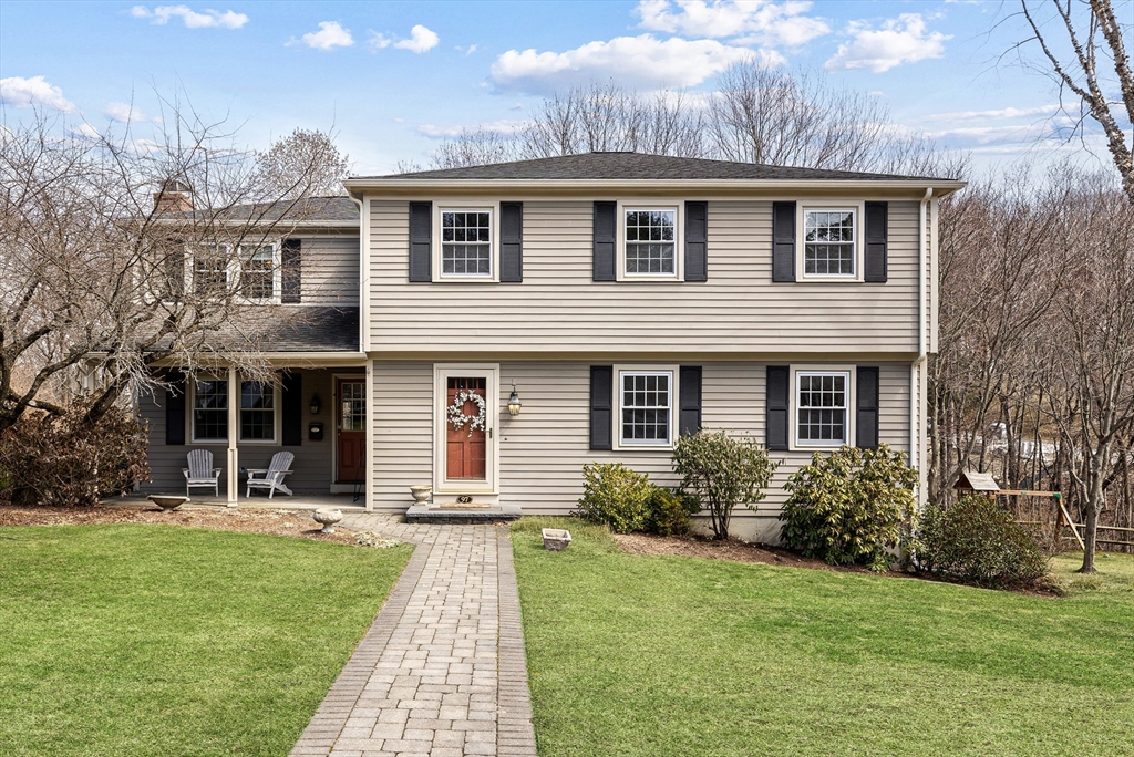 97 Francis Ave, Shrewsbury, Massachusetts, 4 Bedrooms Bedrooms, 8 Rooms Rooms,2.5 BathroomsBathrooms,Residential,For Sale,Francis Ave,73497437