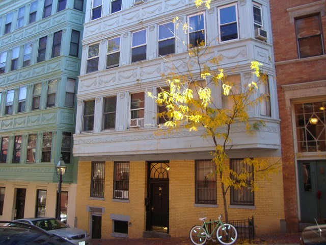 34 Grove, Boston, Massachusetts, 1 Bedroom Bedrooms, 3 Rooms Rooms,1 BathroomBathrooms,Residential Lease,For Rent,Grove,73497557