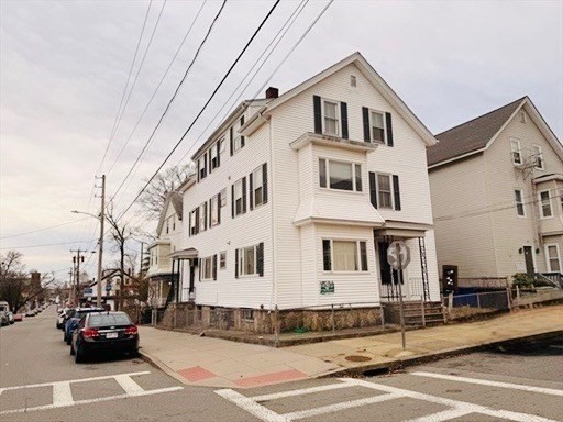 631 Walnut St, Fall River, Massachusetts, 4 Bedrooms Bedrooms, 7 Rooms Rooms,1 BathroomBathrooms,Residential Lease,For Rent,Walnut St,73497512