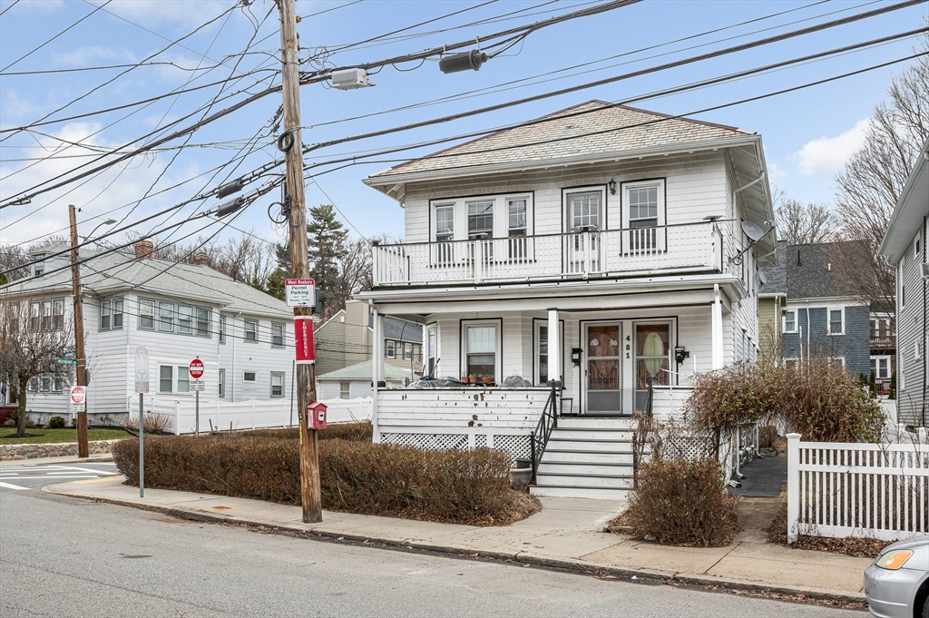 481 Lagrange St, Boston, Massachusetts, 3 Bedrooms Bedrooms, 9 Rooms Rooms,2 BathroomsBathrooms,Residential Income,For Sale,Lagrange St,73497522