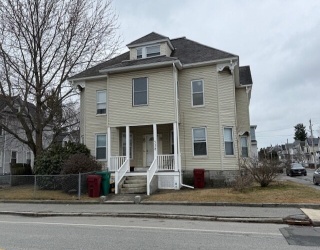 538 Westford Street, Lowell, Massachusetts, 2 Bedrooms Bedrooms, 4 Rooms Rooms,1 BathroomBathrooms,Residential Lease,For Rent,Westford Street,73497600