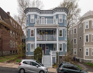 12 Parkton Rd, Boston, Massachusetts, 2 Bedrooms Bedrooms, 5 Rooms Rooms,1 BathroomBathrooms,Residential Lease,For Rent,Parkton Rd,73497517