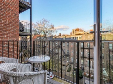 666 Massachusetts Ave, Boston, Massachusetts, 2 Bedrooms Bedrooms, 5 Rooms Rooms,1 BathroomBathrooms,Residential Lease,For Rent,Massachusetts Ave,73487111