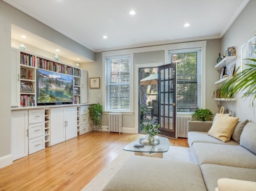 381 Marlborough St, Boston, Massachusetts, 1 Bedroom Bedrooms, 3 Rooms Rooms,1 BathroomBathrooms,Residential Lease,For Rent,Marlborough St,73495661