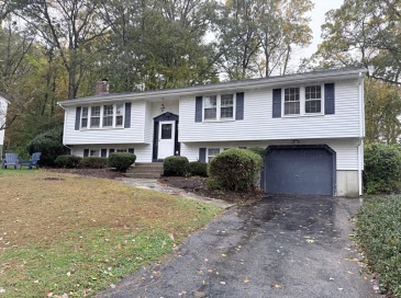 9 Robin Road, Milford, Massachusetts, 3 Bedrooms Bedrooms, 7 Rooms Rooms,2 BathroomsBathrooms,Residential,For Sale,Robin Road,73442836 9 Robin Road, Milford, Massachusetts, 3 Bedrooms Bedrooms, 7 Rooms Rooms,2 BathroomsBathrooms,Residential,For Sale,Robin Road,73442836