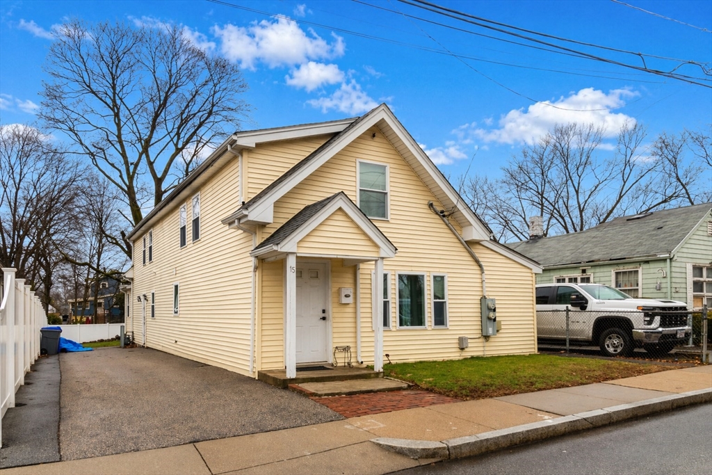 15 Buckingham St, Boston, Massachusetts, 2 Bedrooms Bedrooms, 4 Rooms Rooms,1 BathroomBathrooms,Residential Lease,For Rent,Buckingham St,73497613