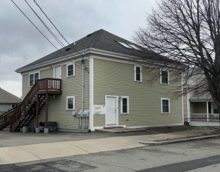 17 Proctor St, Peabody, Massachusetts, 5 Bedrooms Bedrooms, 9 Rooms Rooms,3 BathroomsBathrooms,Residential Income,For Sale,Proctor St,73497656